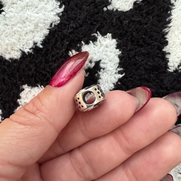 Pandora Snowman Charm - Picture 3 of 5